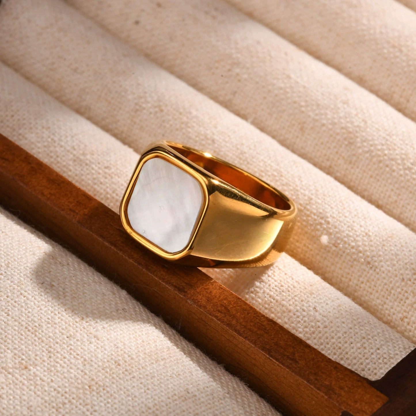 Anillo Clara
