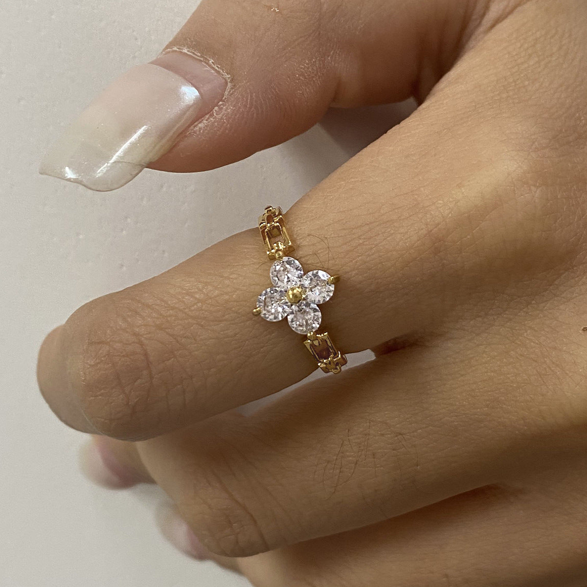 Anillo Magnolia